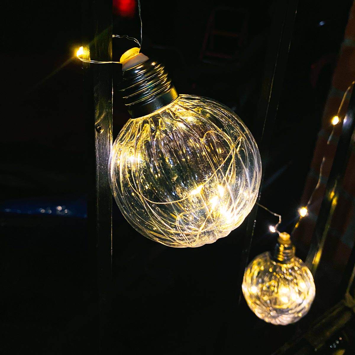 Guirnalda de Luces Micro LED de 4 Metros con 10 Burbujas: ¡Iluminación Fija y Decoración Versátil!