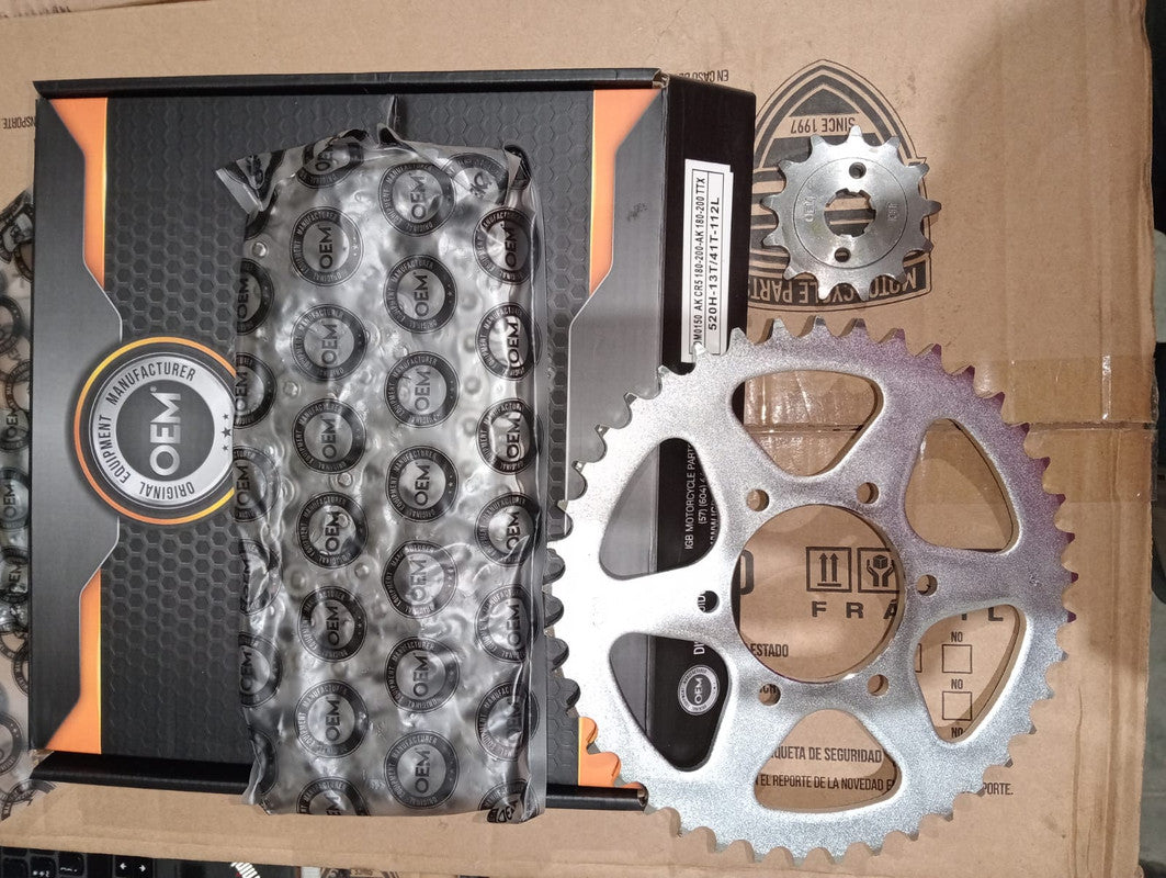 Kit de Arrastre 13x41 6 Huecos (Cadena 520H-112) para Motocicleta AKT CR5 180/200, AKT 180/200 TTX - Marca OEM (Calidad Original) (Despacho 4 a 5 días hábiles)