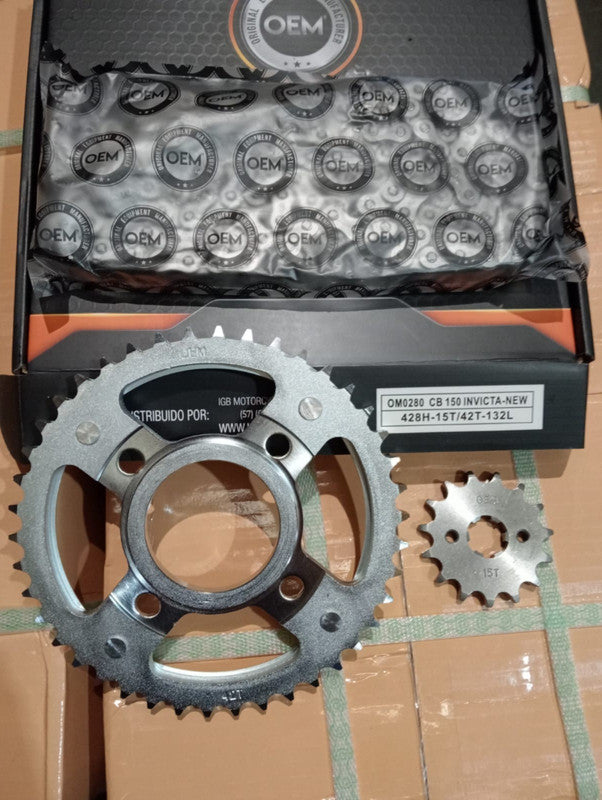 Kit de Arrastre 15x42 4 Huecos (Cadena 428H-132) para Motocicleta Honda CB 150 Invicta (Nueva Versión) - Marca OEM (Calidad Original) (Despacho 4 a 5 días hábiles)