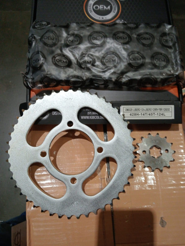 Kit de Arrastre 14x45 4 Huecos (Cadena 428H-124) para Motocicleta Yamaha Libero 125, Libero 125 RV, YBR 125 ESD - Marca OEM (Calidad Original) (Despacho 4 a 5 días hábiles)
