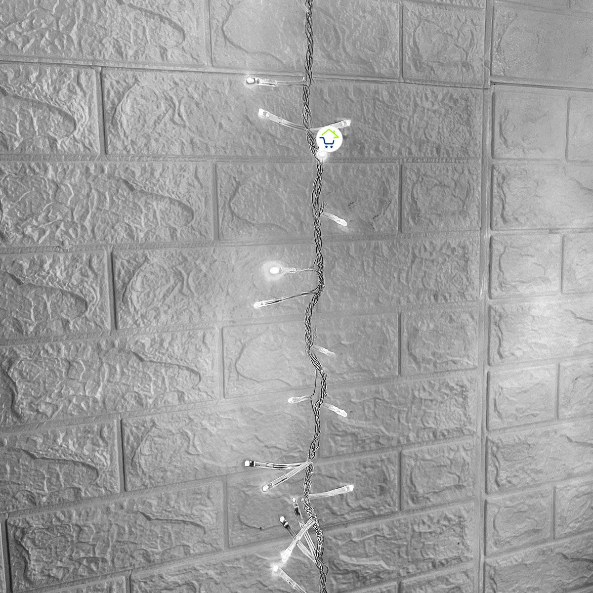 Cortina de Luces LED Navideñas 3.70 x 1.90 Metros Extensión: ¡800 LEDs, Brillo y Magia Multicolor!