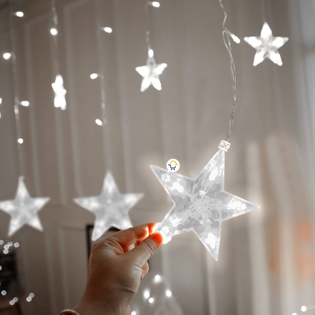Cascada de Luces LED con Estrellas 6 Metros: ¡272 Luces Intercaladas para Decoración Navideña y Eventos!