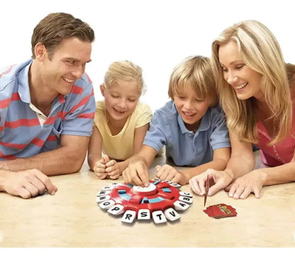 ¡BASTA! Juego de Cartas de Palabras Hasbro: Agilidad Mental, Vocabulario y Diversión en Familia