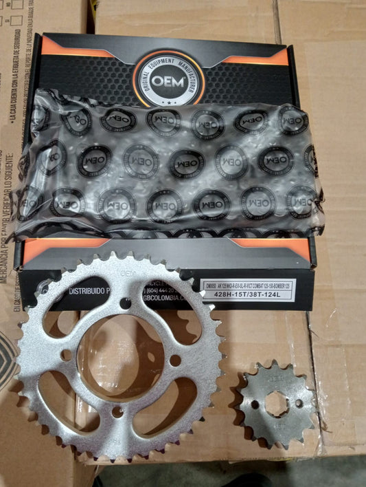 Kit de Arrastre 15x38 4 Huecos (Cadena 428H-124) para Motocicleta AKT 125 NKD, NKDR, EIII, SL, Victor Combat 125/150, Bomber 125 - Marca OEM (Calidad Original) (Despacho 4 a 5 días hábiles)